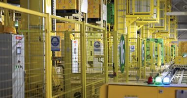 (English) Explore the Intelligent Warehouse of Master Kong